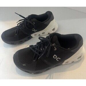 On Running Cloudflyer 4 71.98671 Womens 10 Athletic Shoes Black White Sneakers